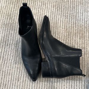 Marc fisher YALE POINTY TOE CHELSEA BOOTIE size 7.5